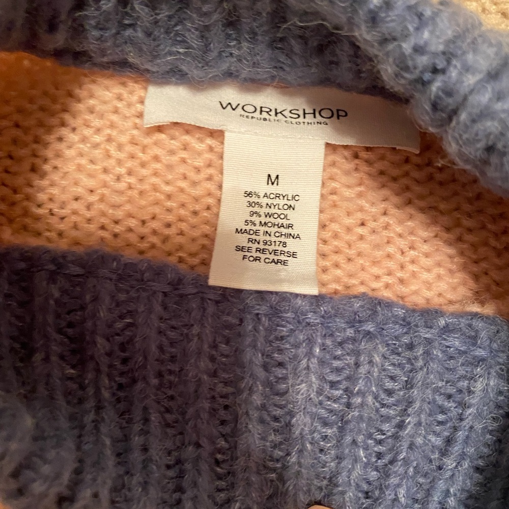 Colorblock sweater - Picture 2 of 3